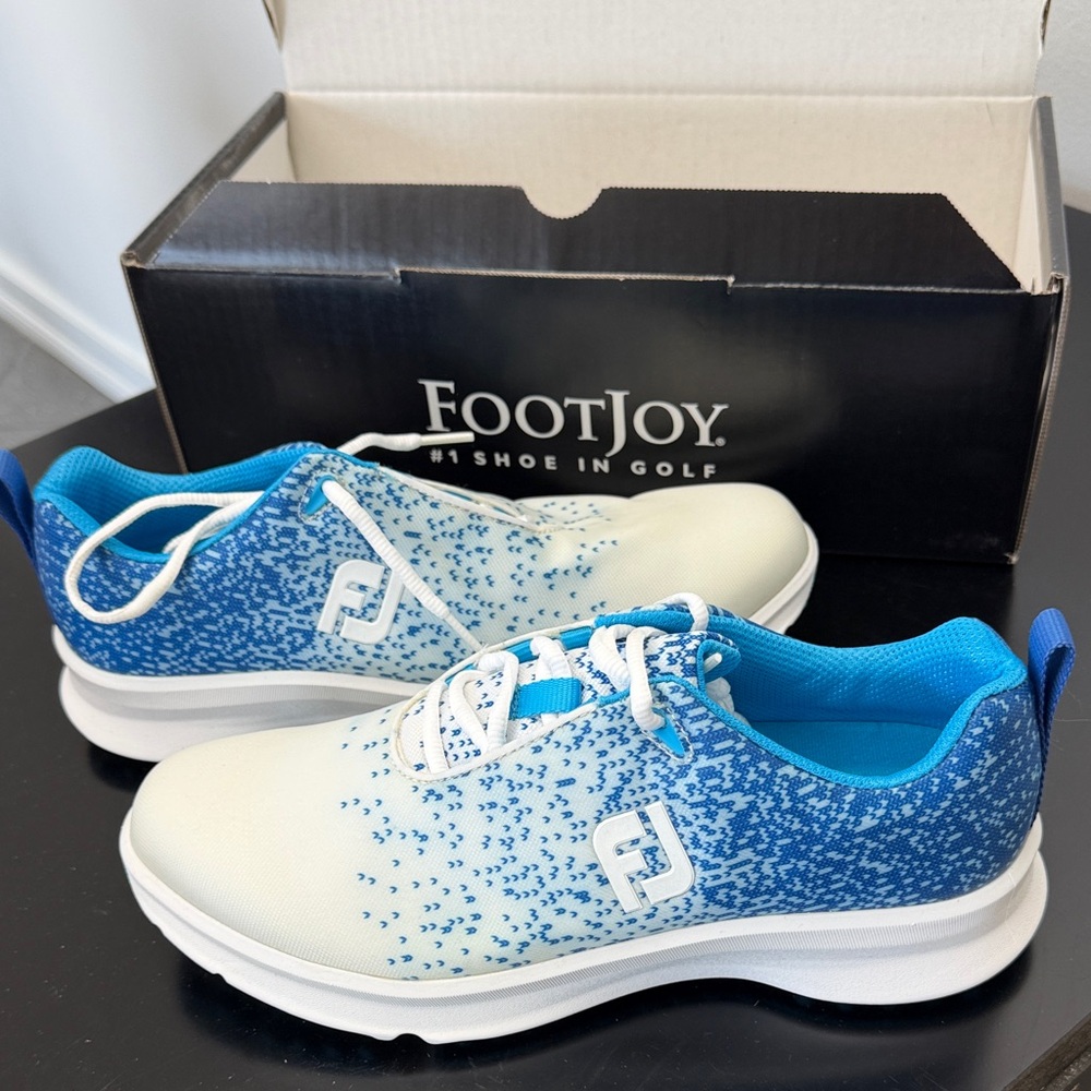 FootJoy UNWORN White and Blue Gradient Golf Sneakers
